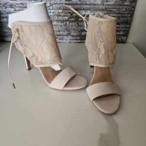 Audrey brooke heels siE 6
